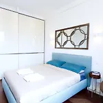 Vilnius Apartments&Suites - Gedimino avenue Butas