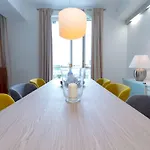Vilnius Apartments&Suites - Gedimino avenue *