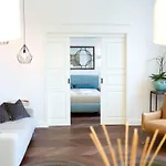 Butas Vilnius Apartments&Suites - Gedimino avenue Vilnius