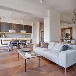 Vilnius Apartments&Suites - Gedimino avenue Butas