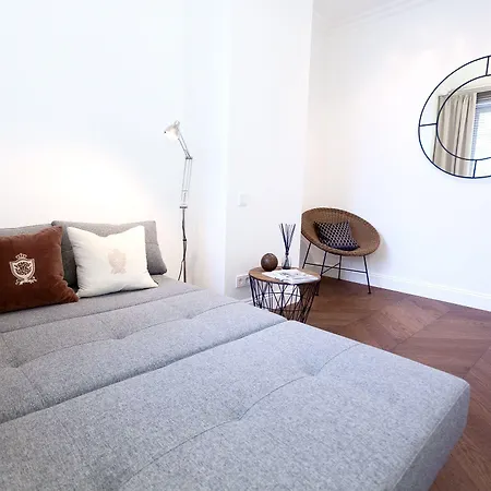 Vilnius Apartments&Suites - Gedimino avenue *