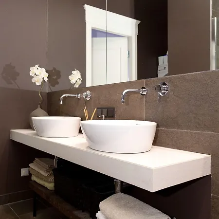 & - Gedimino Avenue Apartament