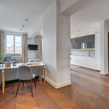 & - Gedimino Avenue Apartament