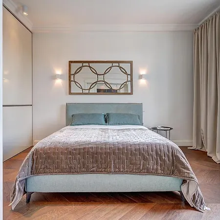 Vilnius Apartments & Suites - Gedimino Avenue Apartment Vilnius