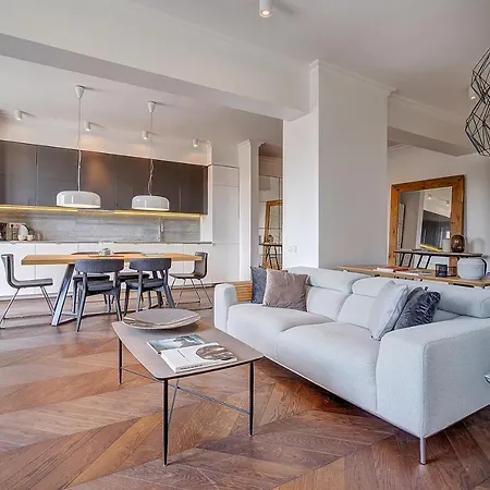 Vilnius Apartments & Suites - Gedimino Avenue